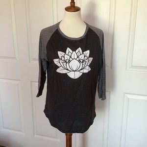 Heather gray lotus shirt
